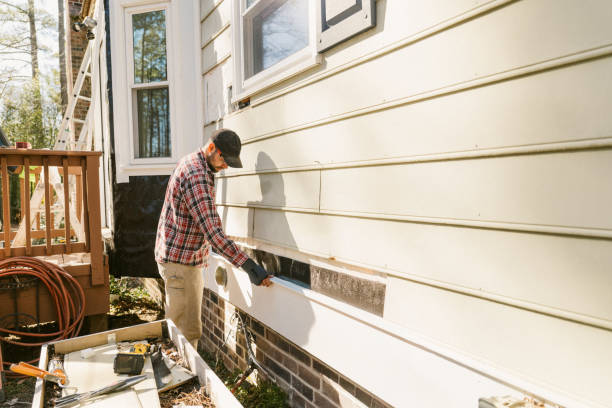 Trusted Emergency Siding Repair service in Montgomery, OH - Creative Siding